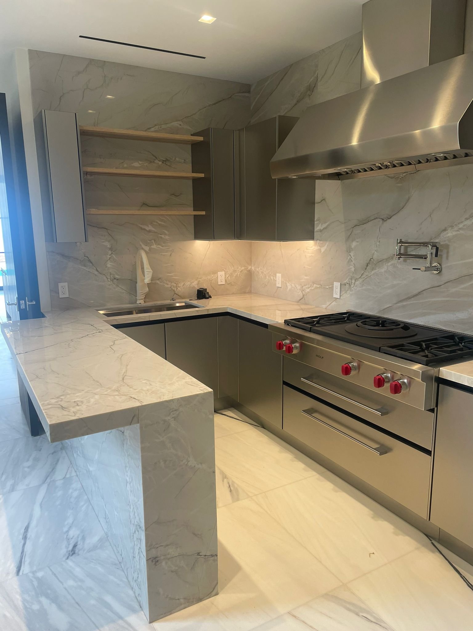 Kitchen installation